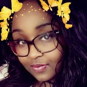 Meet your Posher, Sherry